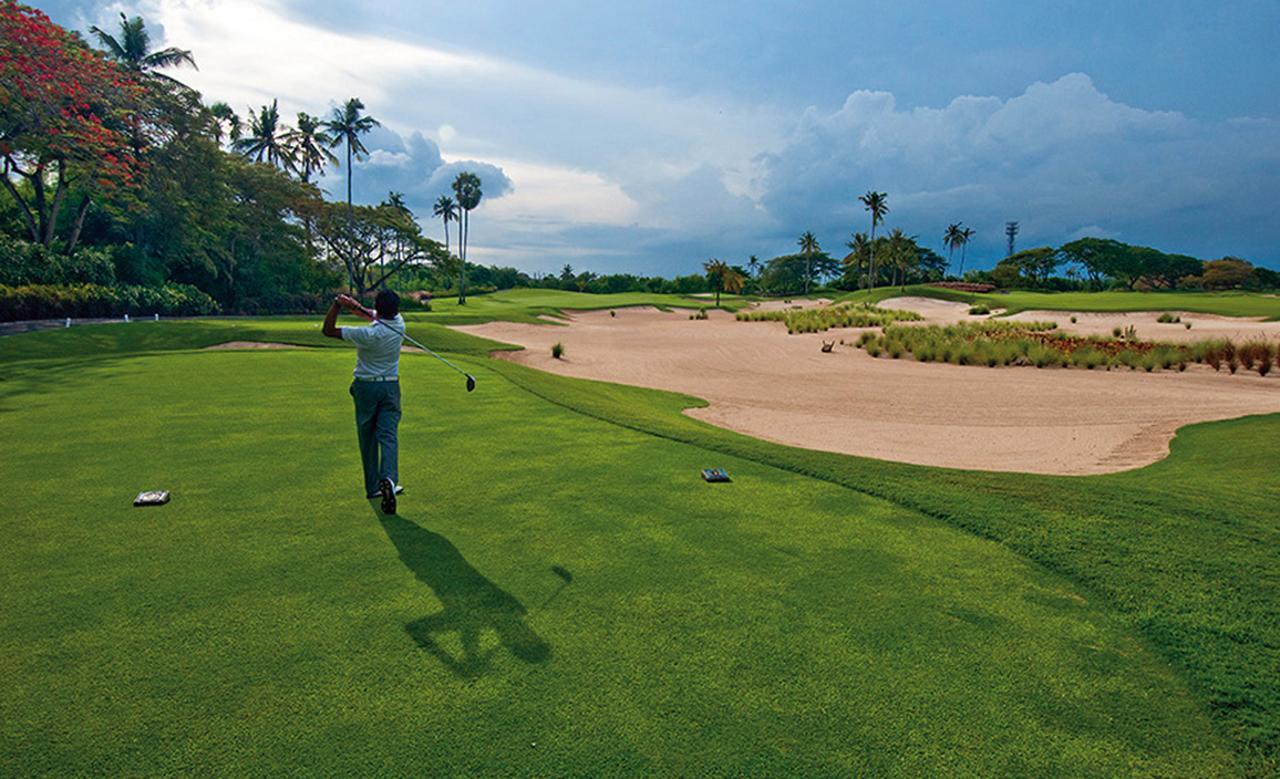 Sama Sama Suites & Restaurant Kuta Selatan Luaran gambar